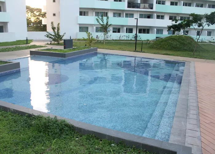 A2j Huge Modern Luxury 2br Balcony Near Ever Gotesco * Manila