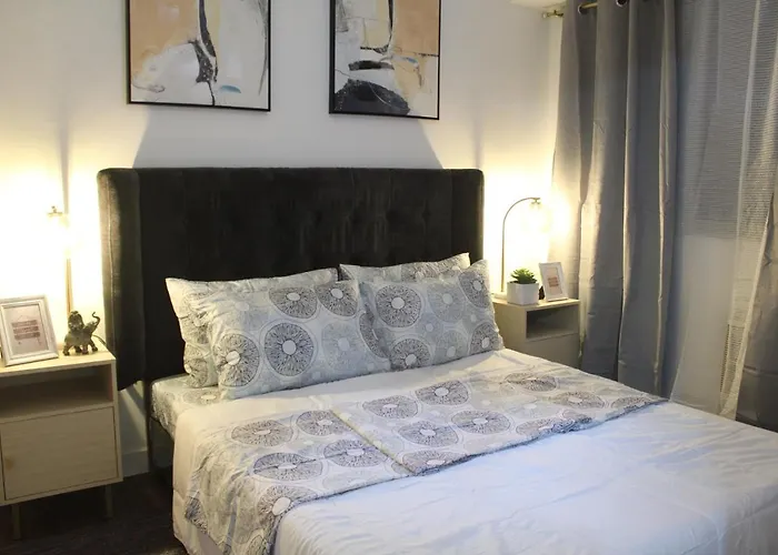 Apartment A2j Huge Modern Luxury 2br Balcony Near Ever Gotesco Manila