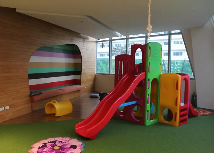 Apartment A2j Huge Modern Luxury 2br Balcony Near Ever Gotesco Manila